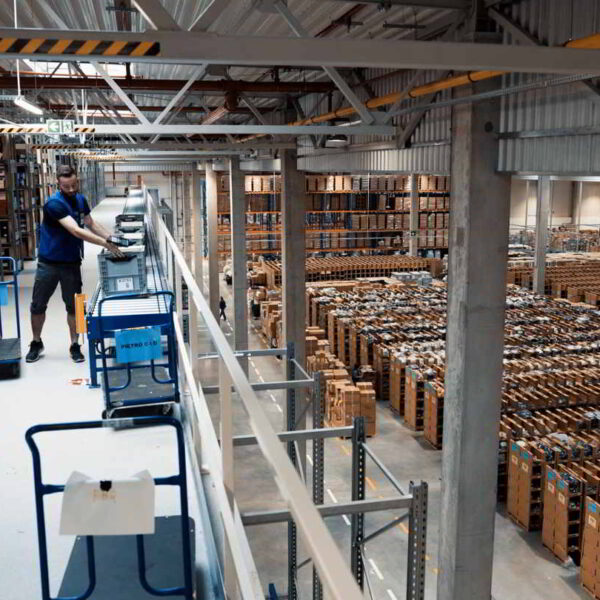 Centrum Dystrybucyjne Answear.com - film wizerunkowy 3